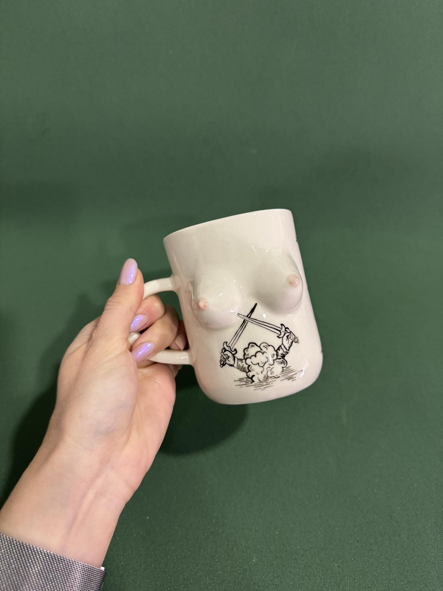 Кружка с средневековыми татуировками