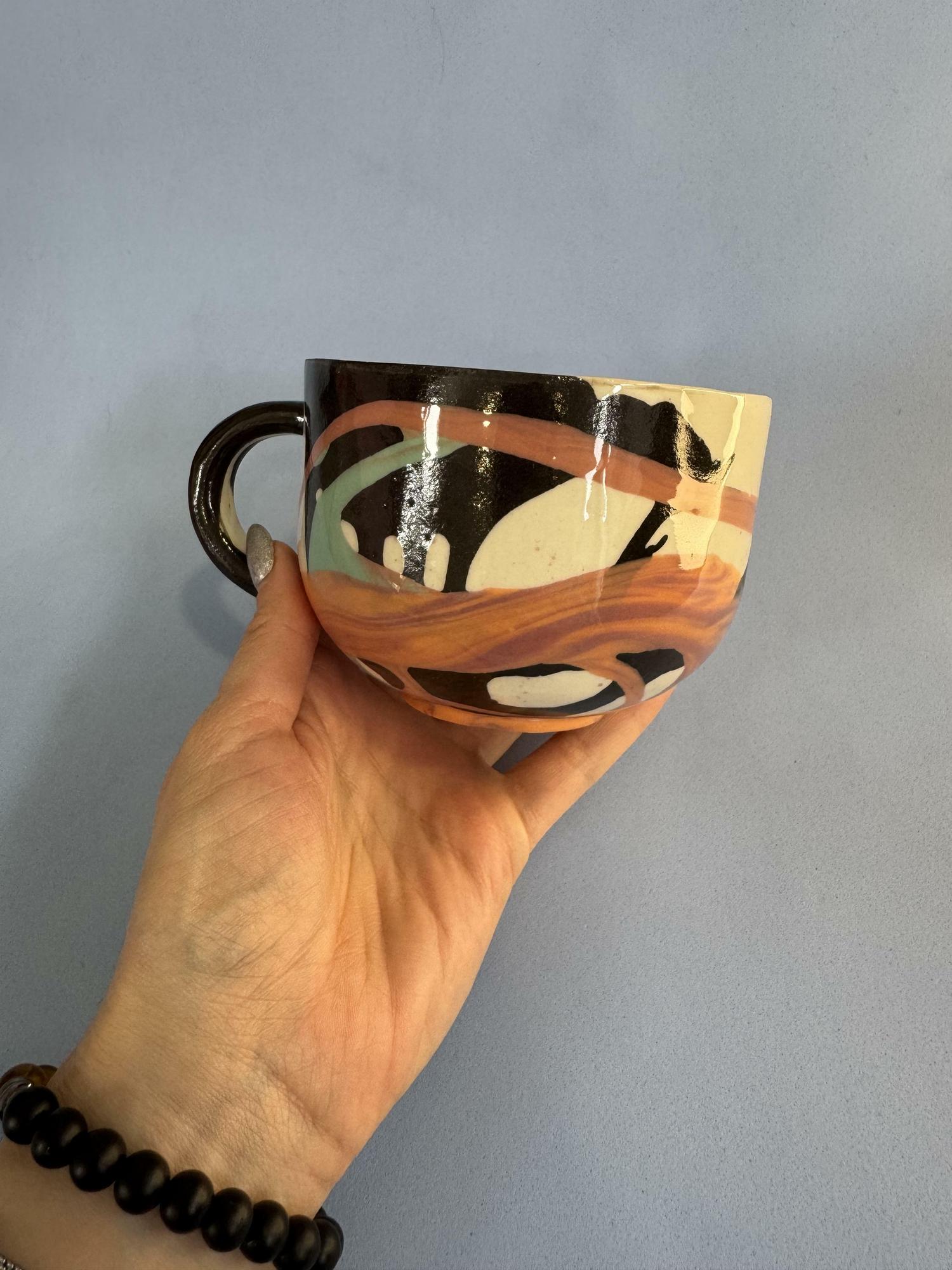 Кружка абстрактная