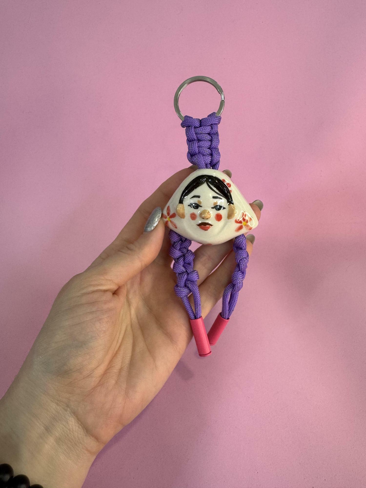 Керамический брелок «Алёнушка»