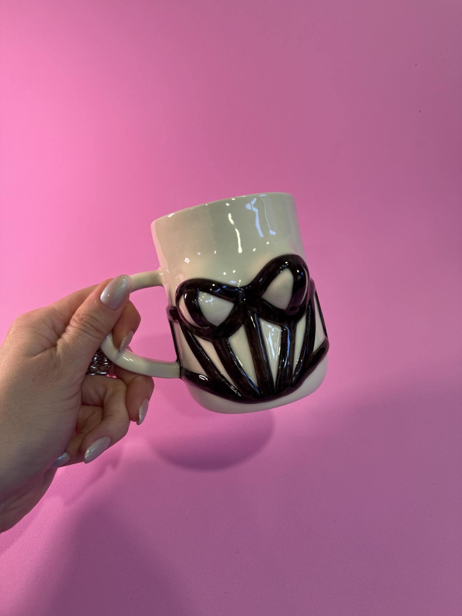 Кружка с нательным украшением