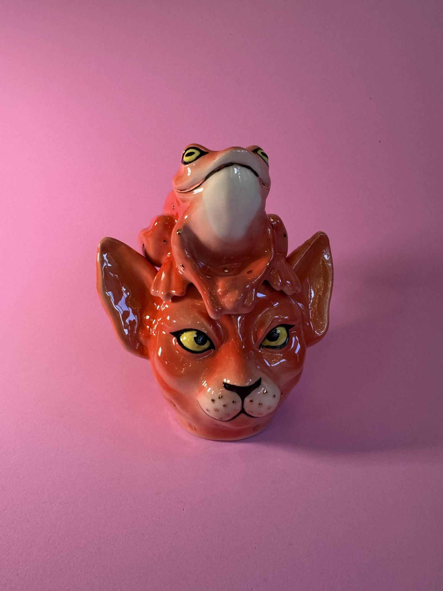 Котобанка «Клубничка с лягушкой»