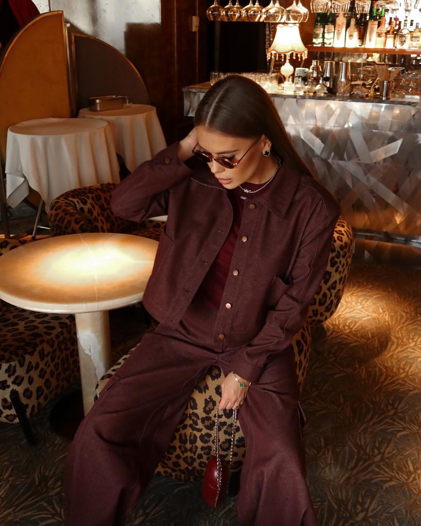 Костюм бордо карго