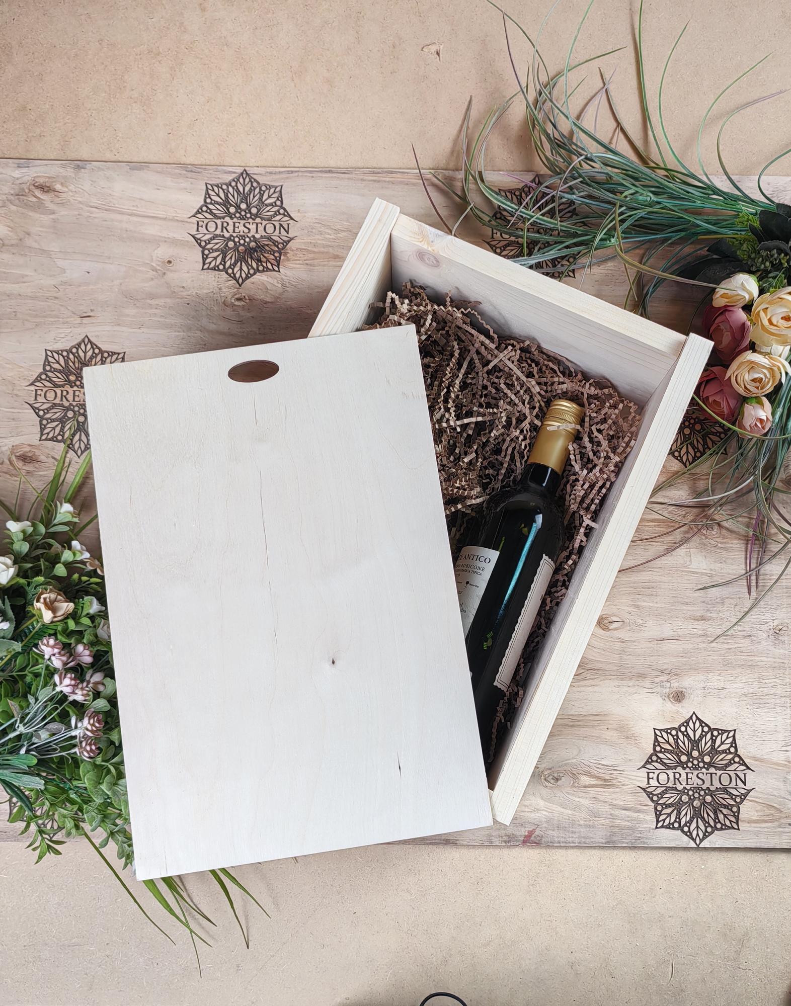 Коробка из массива дерева 35*24*12 см