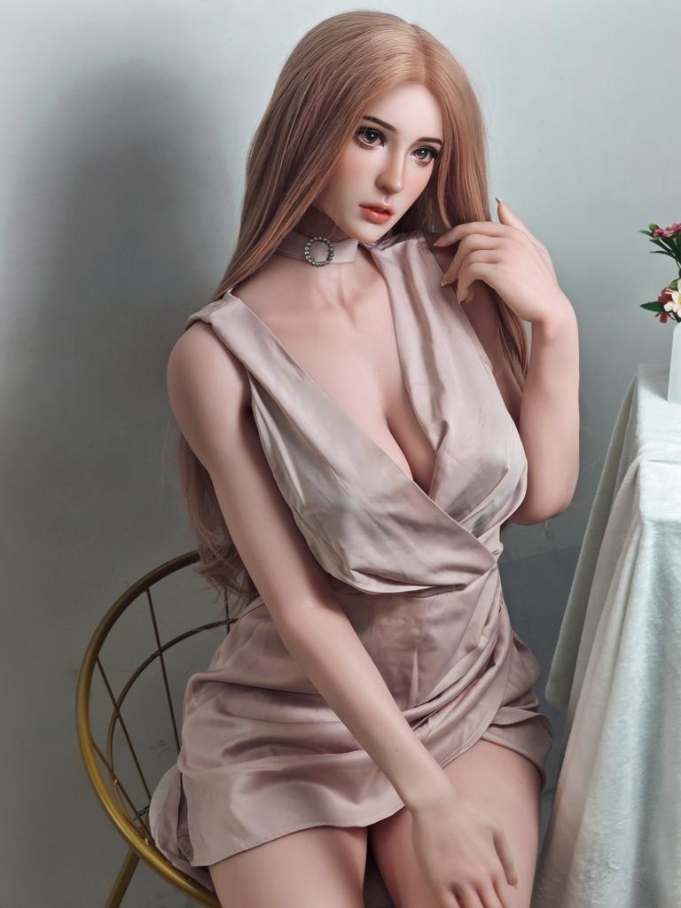 Realistic Silicone / TPE ElsaBabe Sex Doll 165 cm - Ikeda Anna