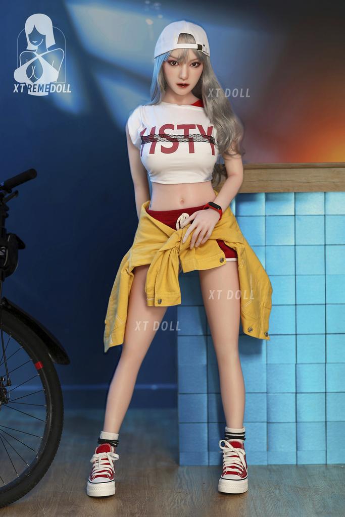 Realistic Silicone / TPE XT sex doll 150 cm - Mia