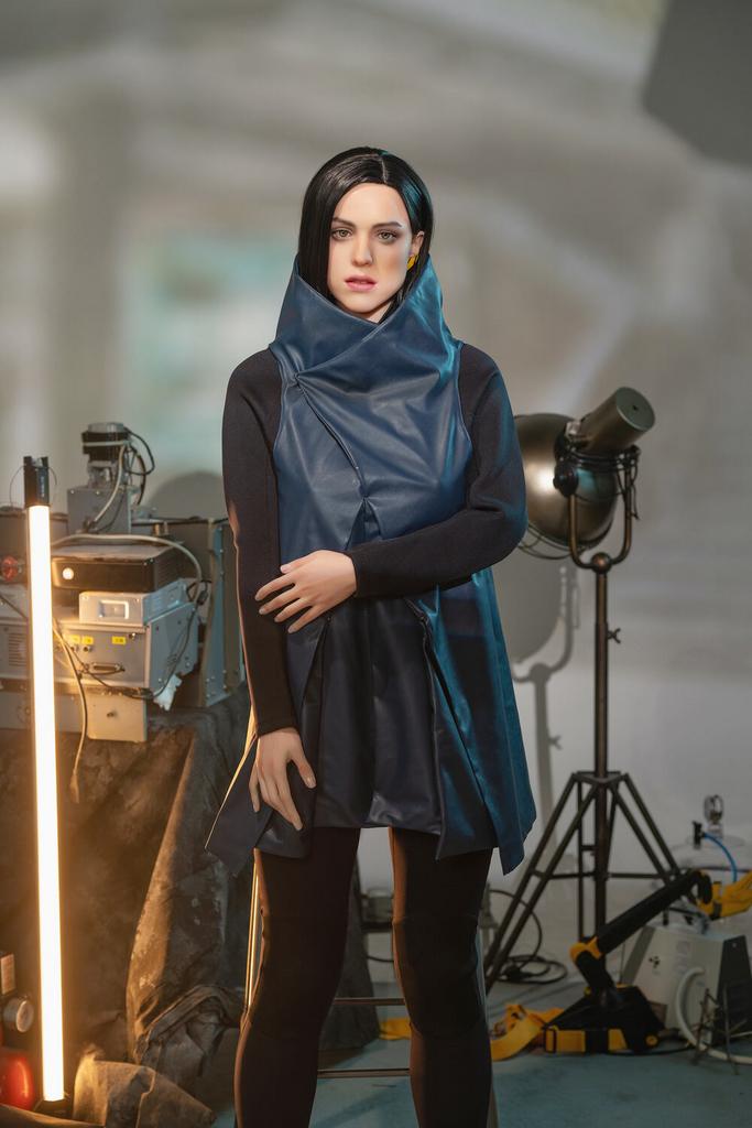 Realistic silicone sex doll Gamelady 168  cm - Lena Daisy