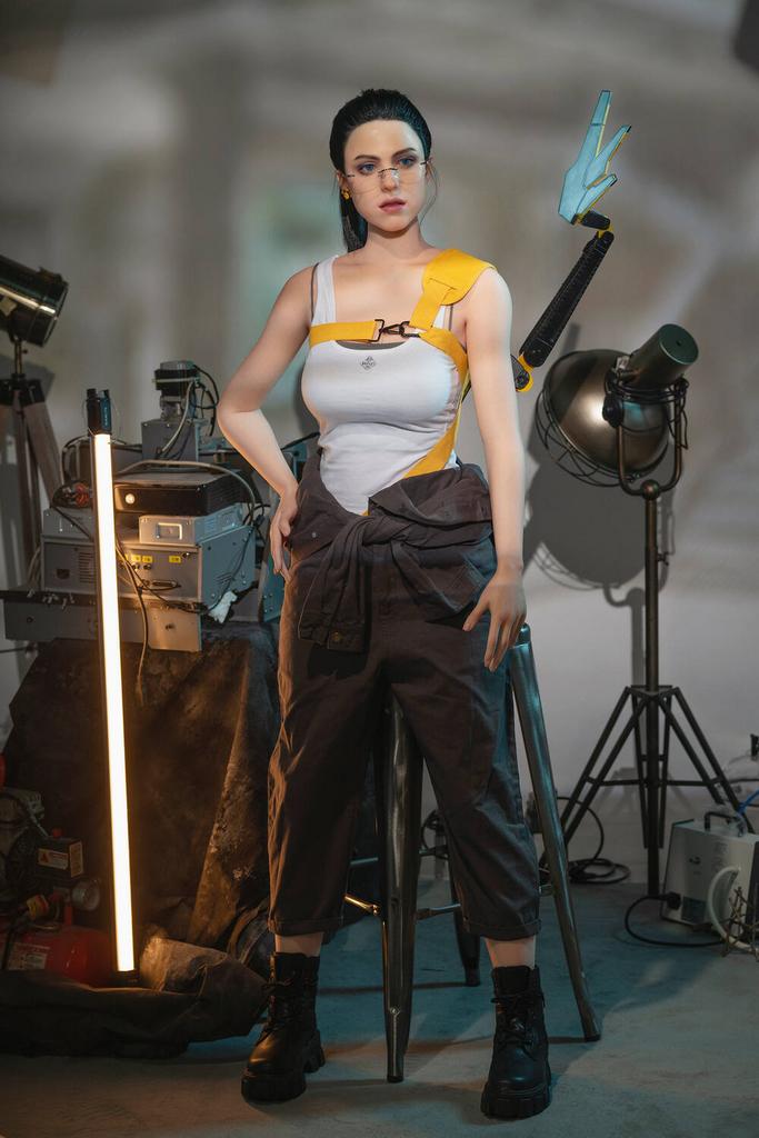 Realistic silicone sex doll Gamelady 168  cm - Irene Martin