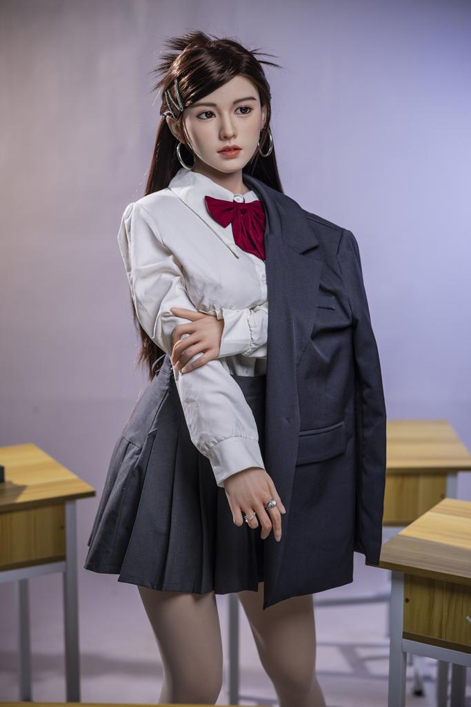 Realistic Silicone / TPE sex doll Starpery  171 cm -  Nina