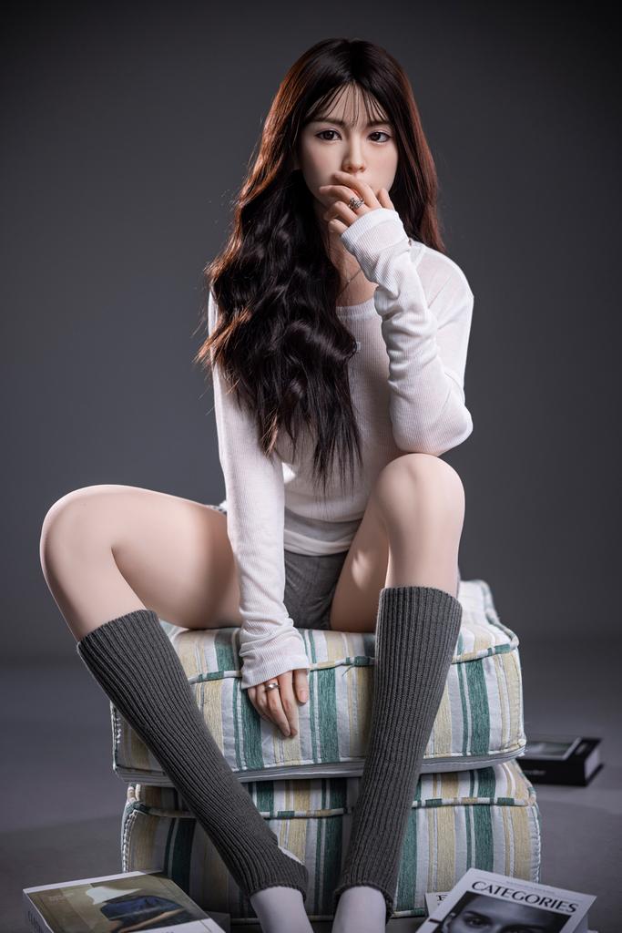 Realistic Silicone / TPE sex doll Starpery  171 cm -  Nina