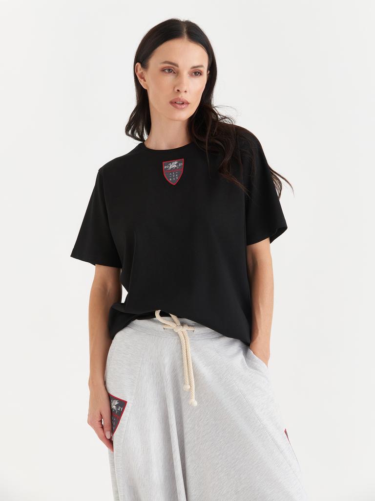 Футболка ALTERAS  с вышивкой герб / черный