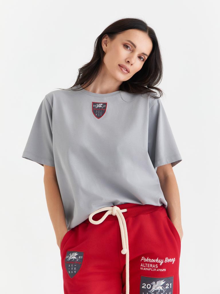 Футболка ALTERAS  с вышивкой герб / серый