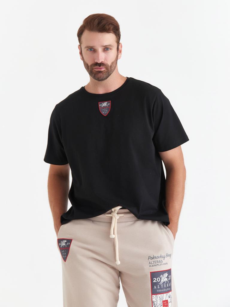 Футболка ALTERAS  с вышивкой герб / черный