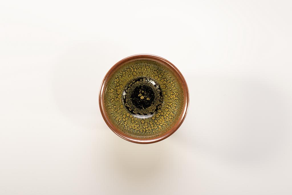 Пиала Цзянь Чжань "Пятно Попугая".