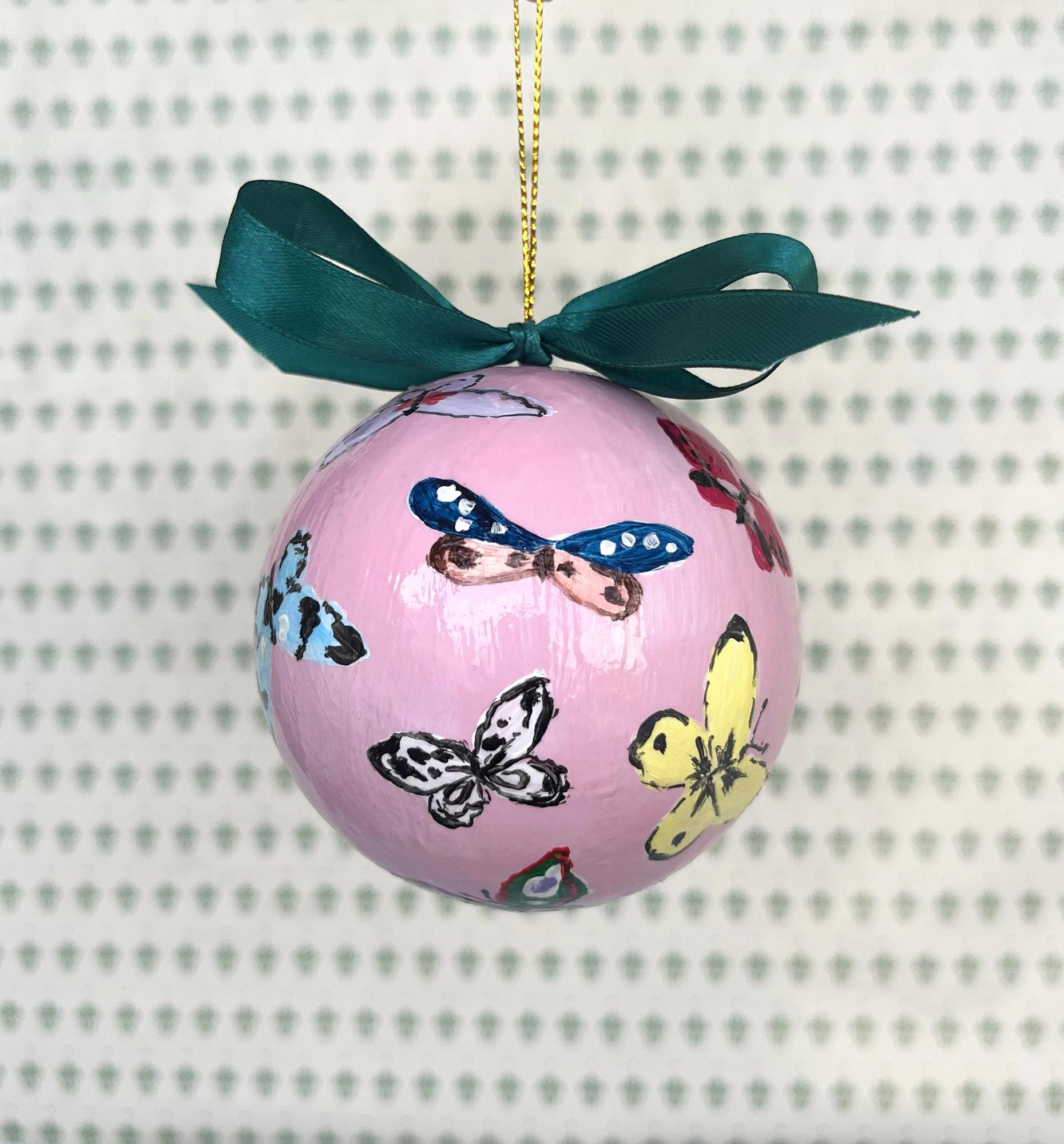 Ёлочный шар розовый «Бабочки»