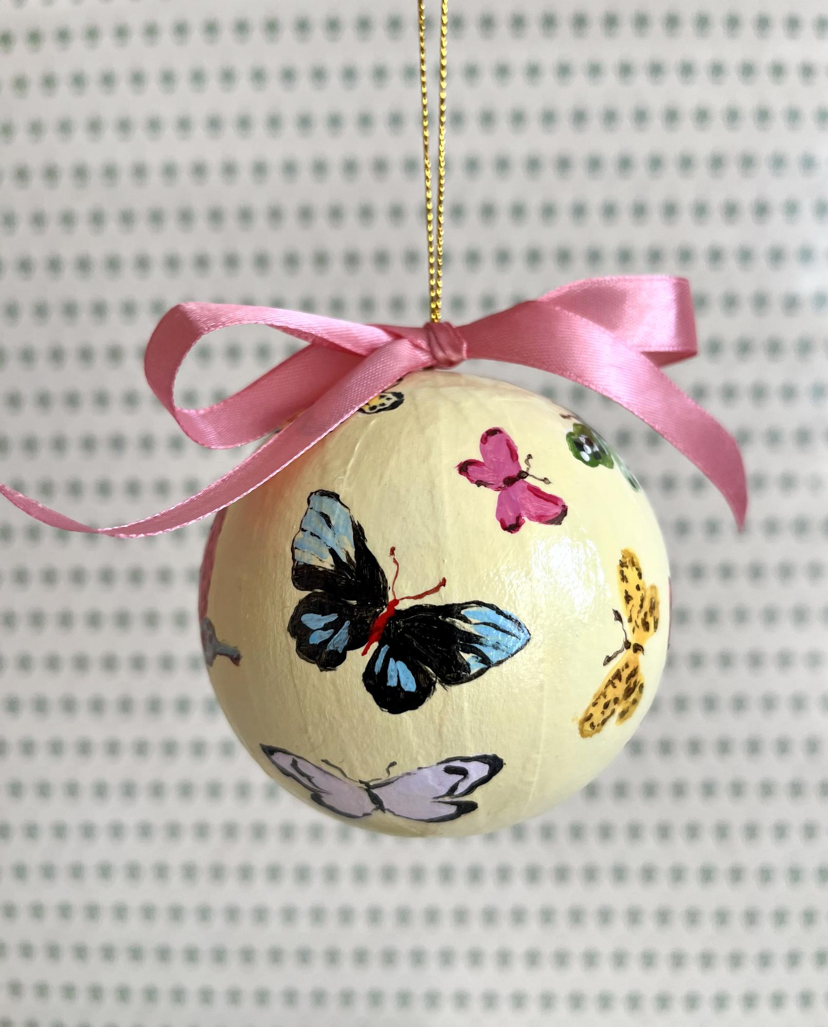 Ёлочный шар желтый «Бабочки»