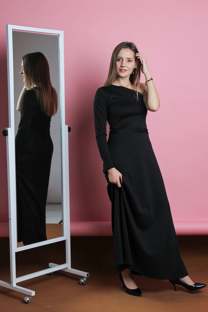 Платье в пол "TNM" с одним рукавом