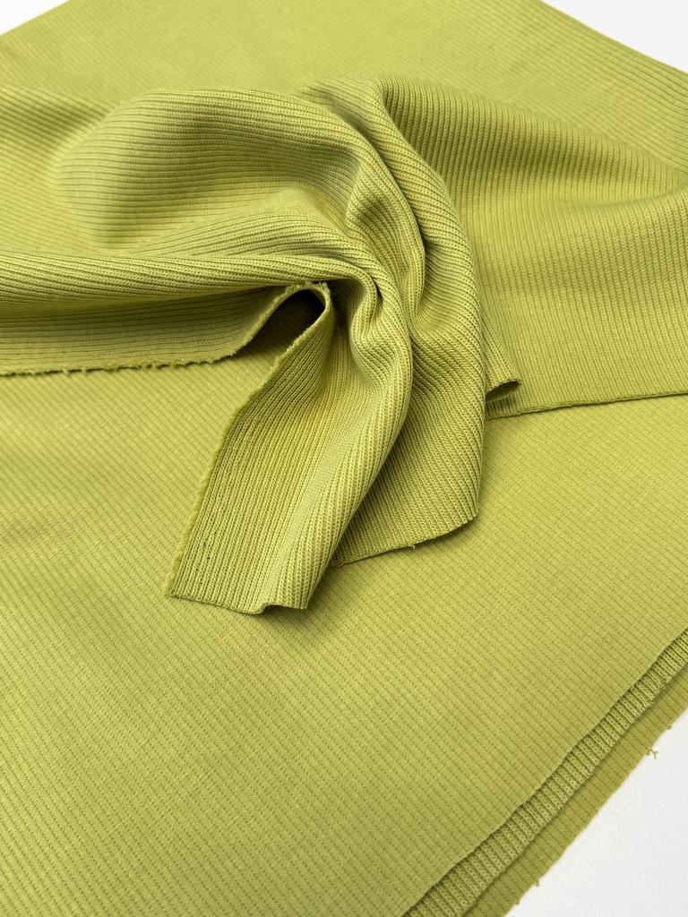 Вязаный трикотаж «Яблочные Косы»