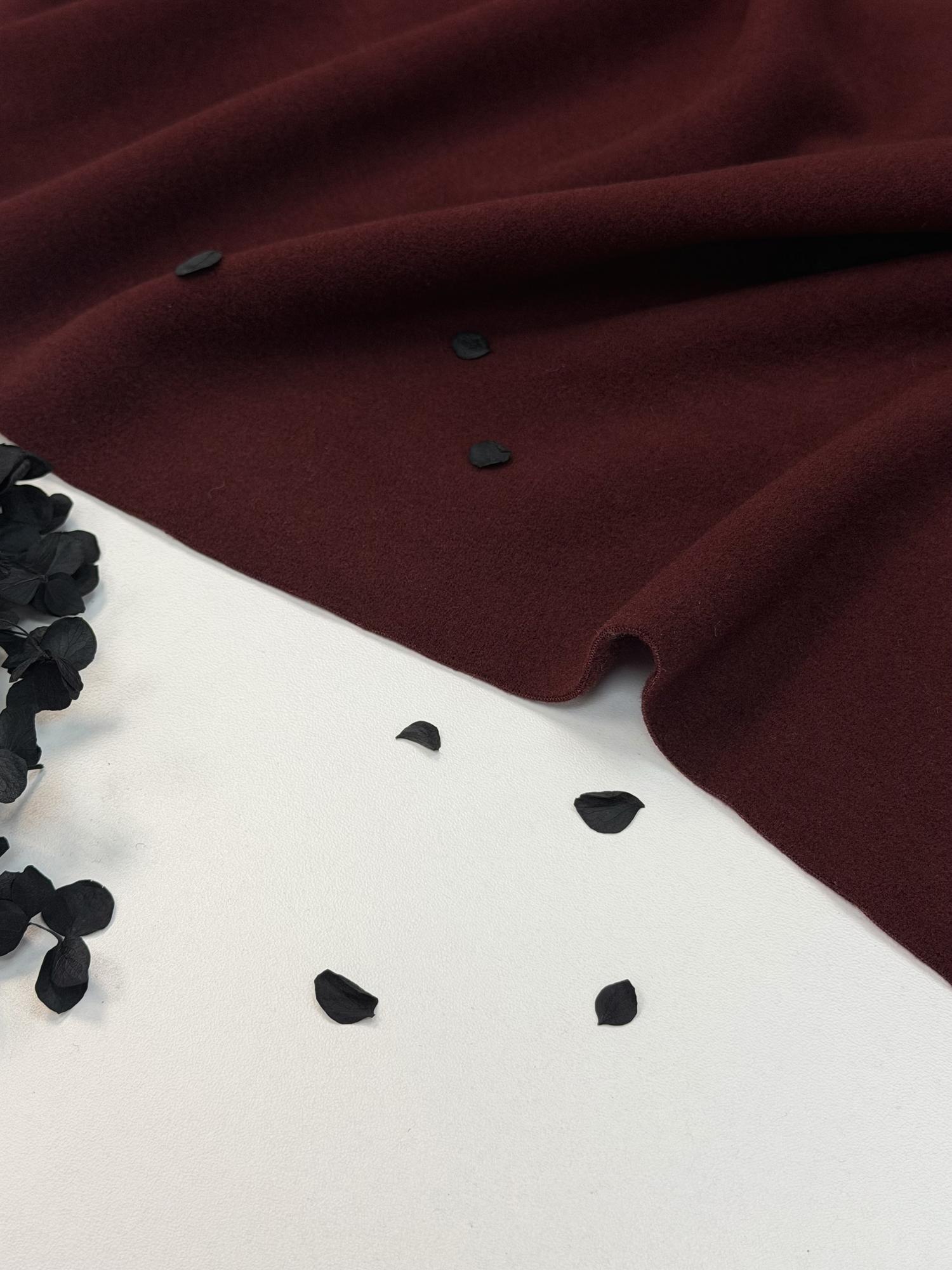 Трикотаж double с эффектом велюра «Мерзлая вишня»