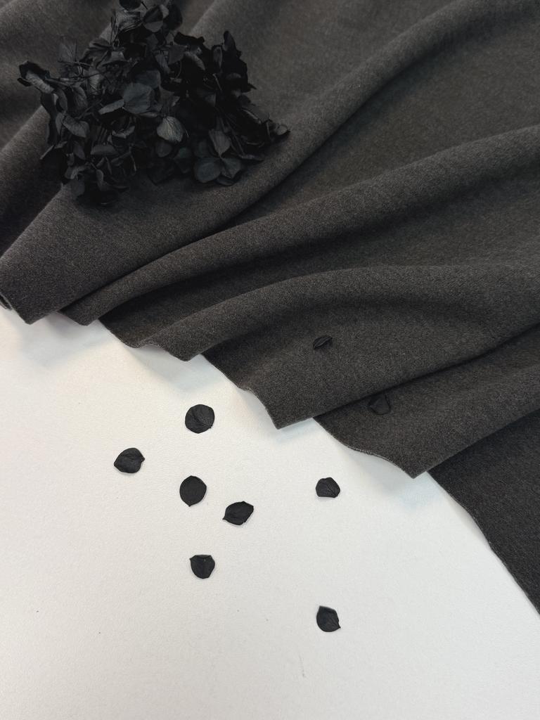 Трикотаж double с эффектом велюра «Лакрица»