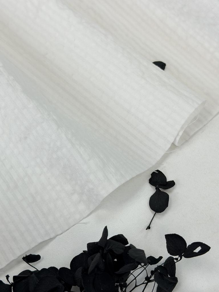 Хлопок жатый в мелкую полоску «Белоснежка»