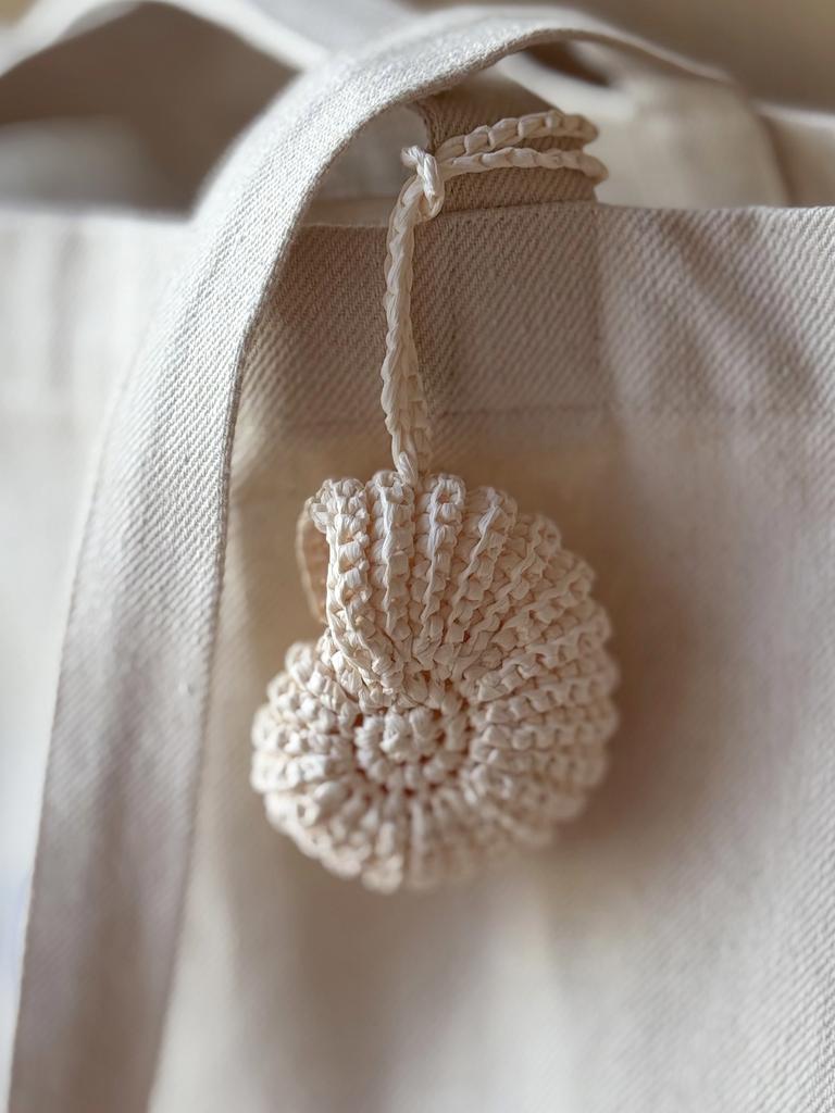 БРЕЛОК РАКУШКА БЕЛЫЙ