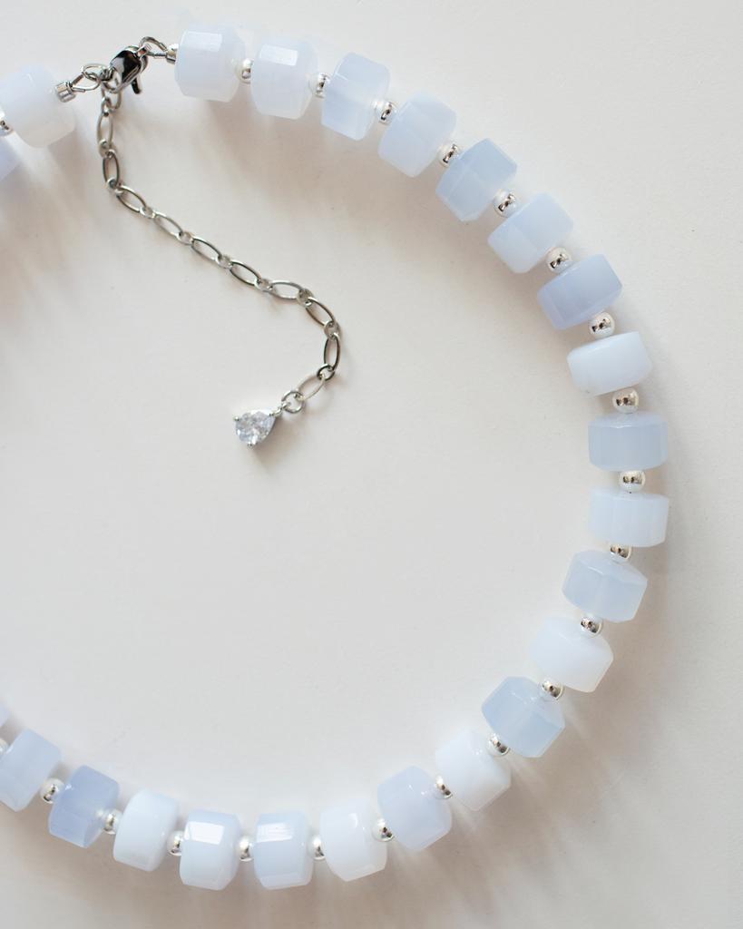 КОЛЬЕ ГОЛУБОЙ АГАТ