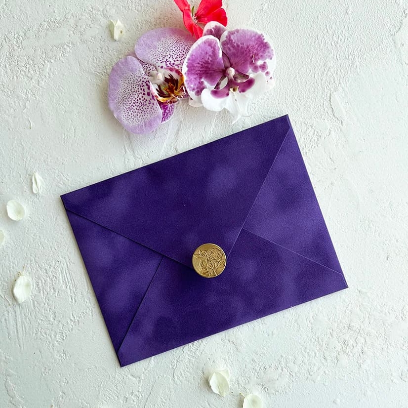 Фиолетовые бархатные конверты оптом и в розницу