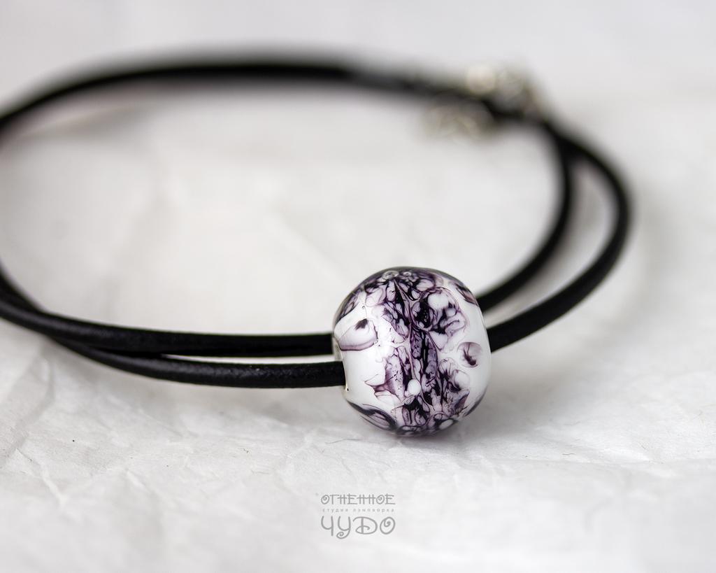 Бусина лэмпворк «Кто-то полосатый»