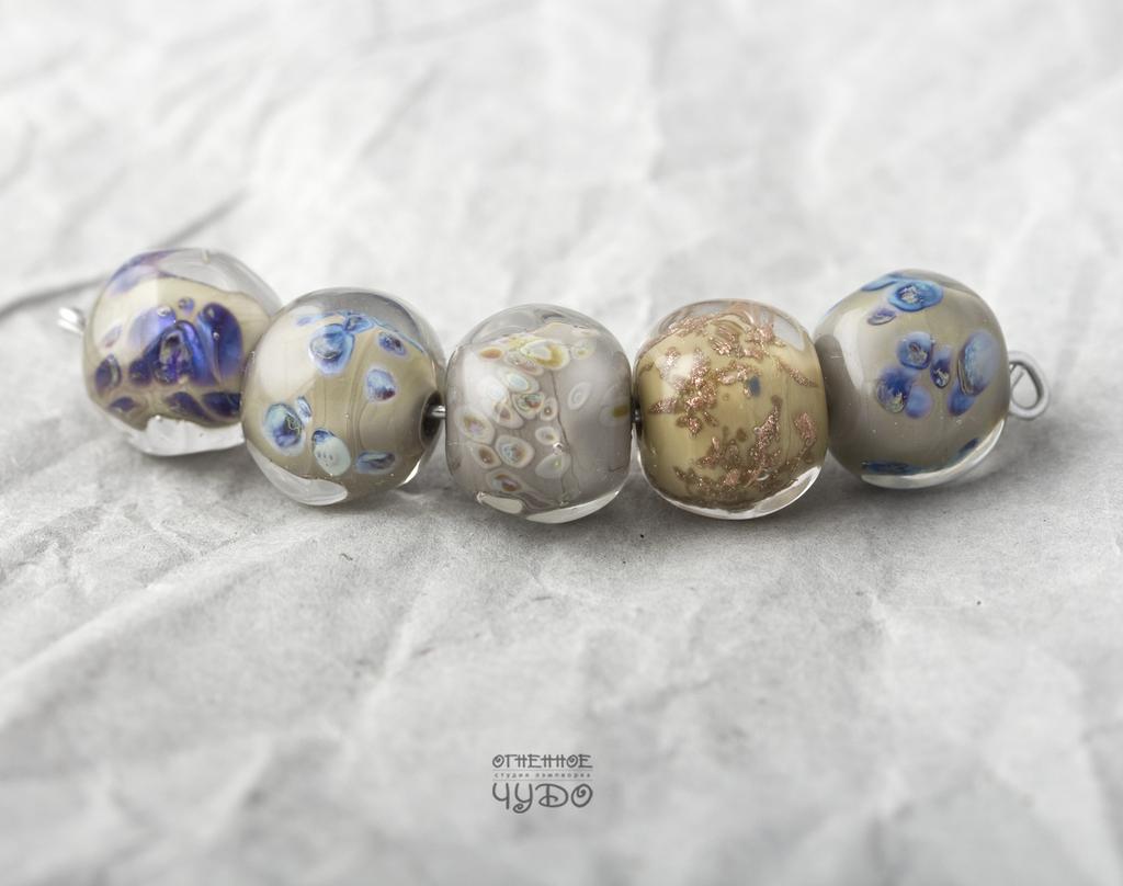 Бусины лэмпворк: набор для колье