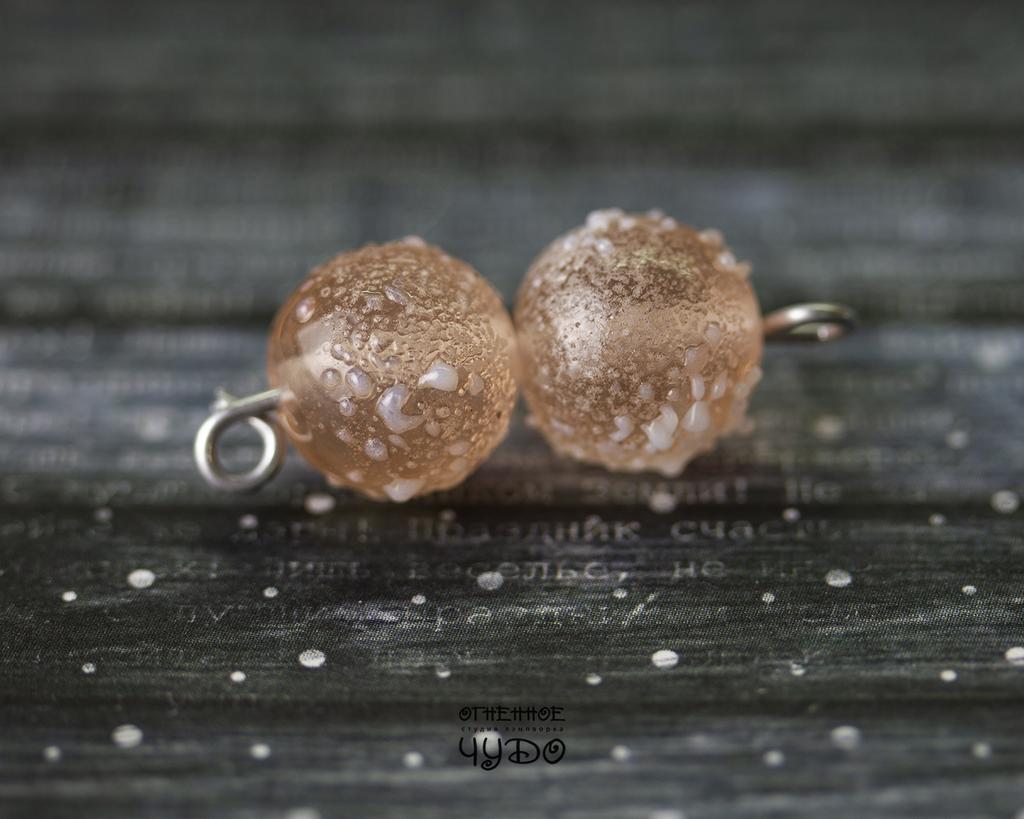 Бусины лэмпворк: «С инеем»_розовые