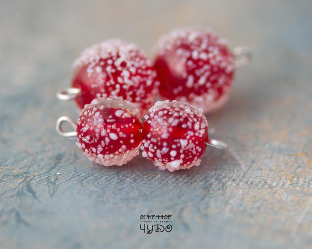 Бусины лэмпворк: «Мухоморные» на серьги