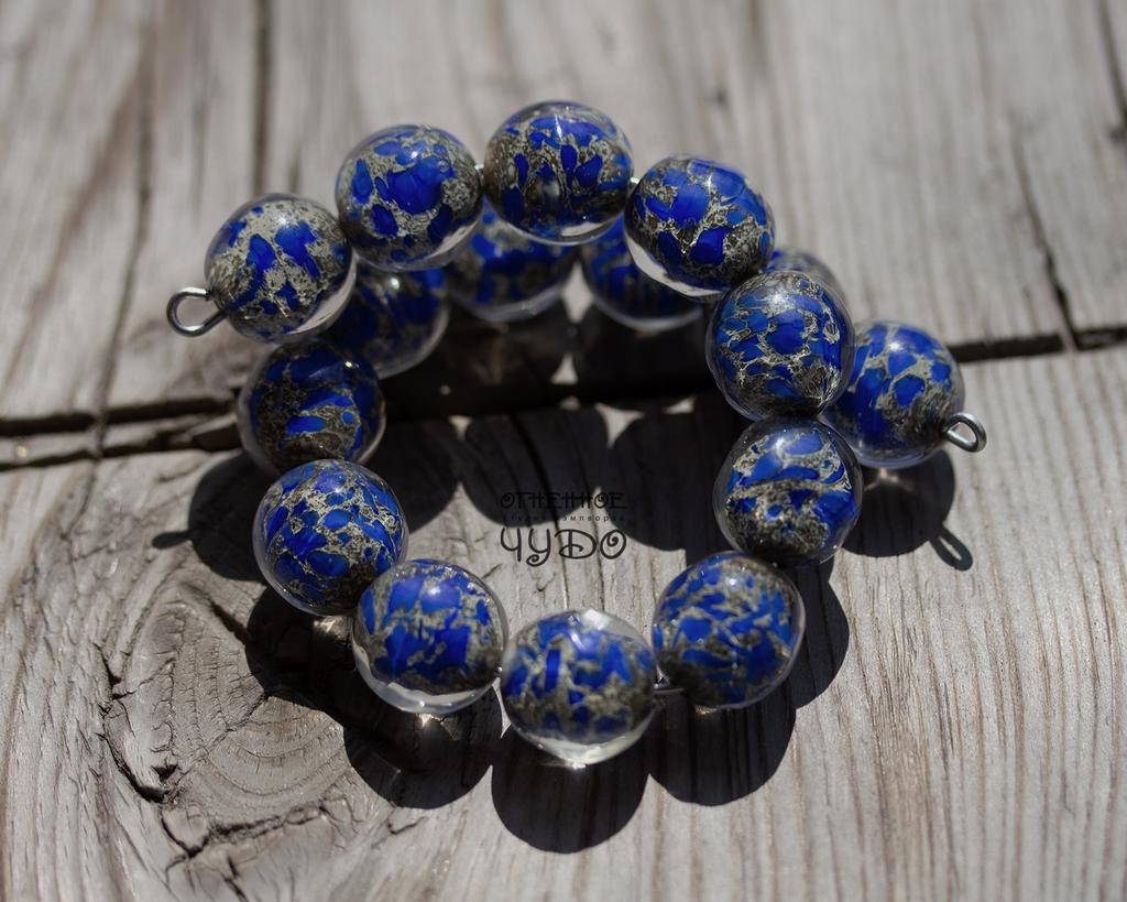 Бусины лэмпворк: «Дану»