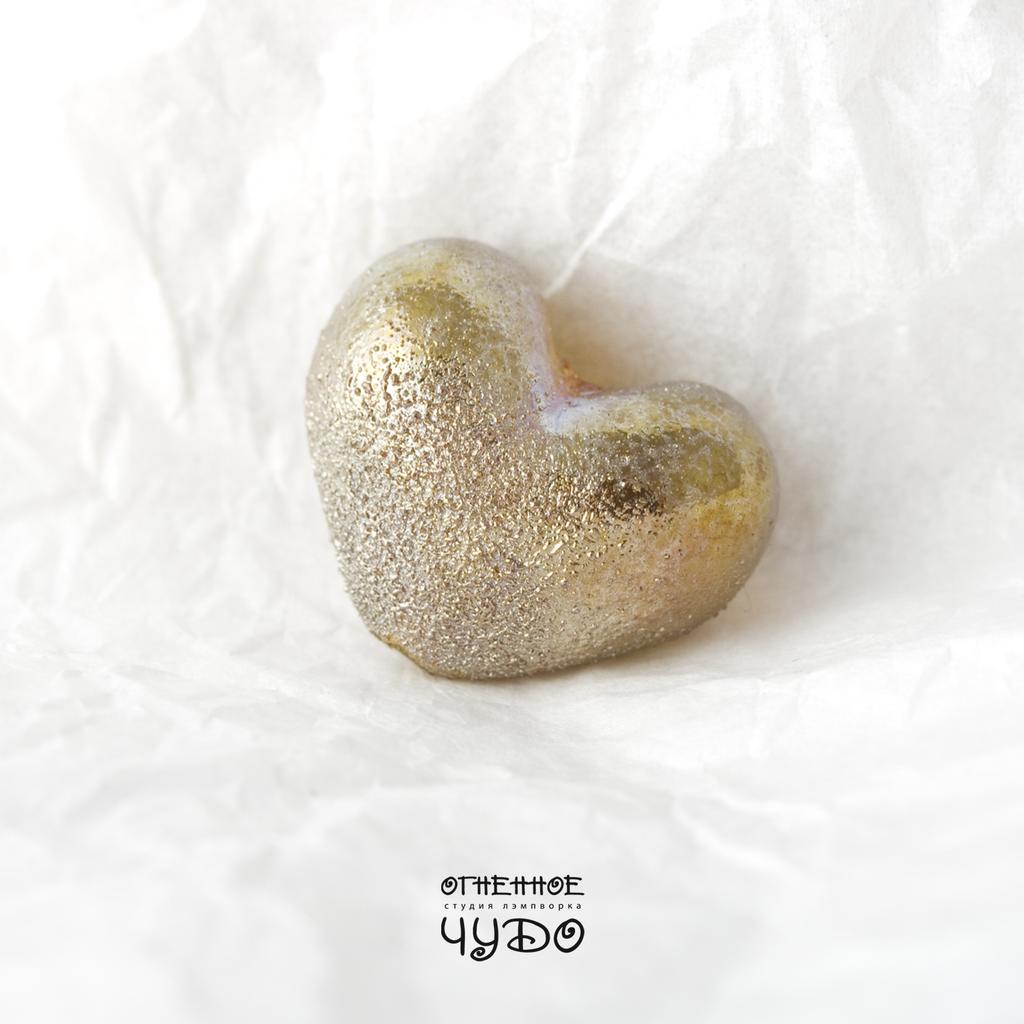 Бусина лэмпворк «Сердечко»