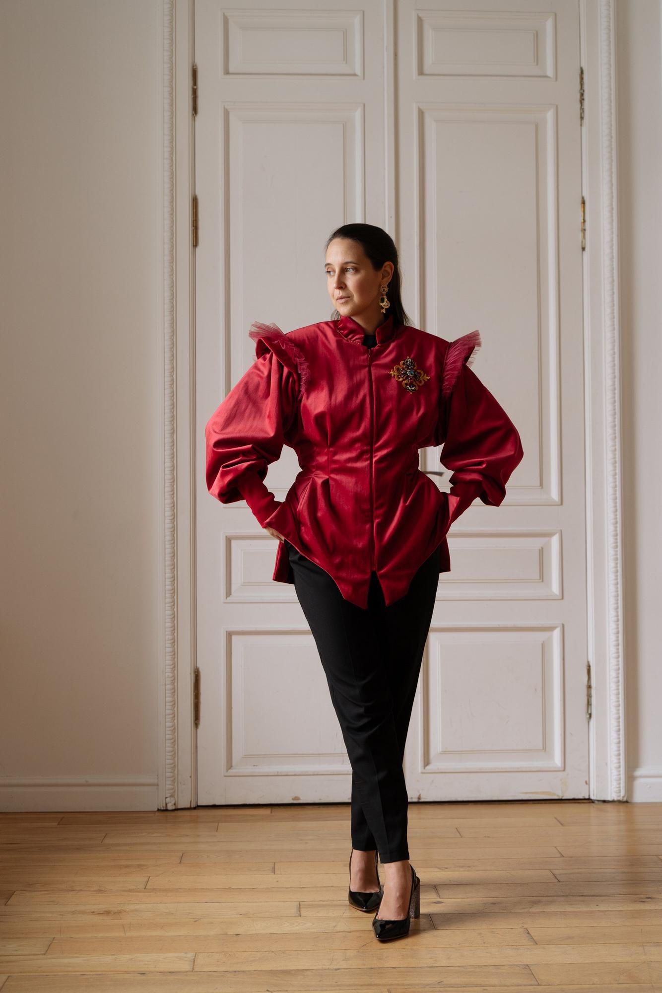 Куртка «колет» из красного бархата