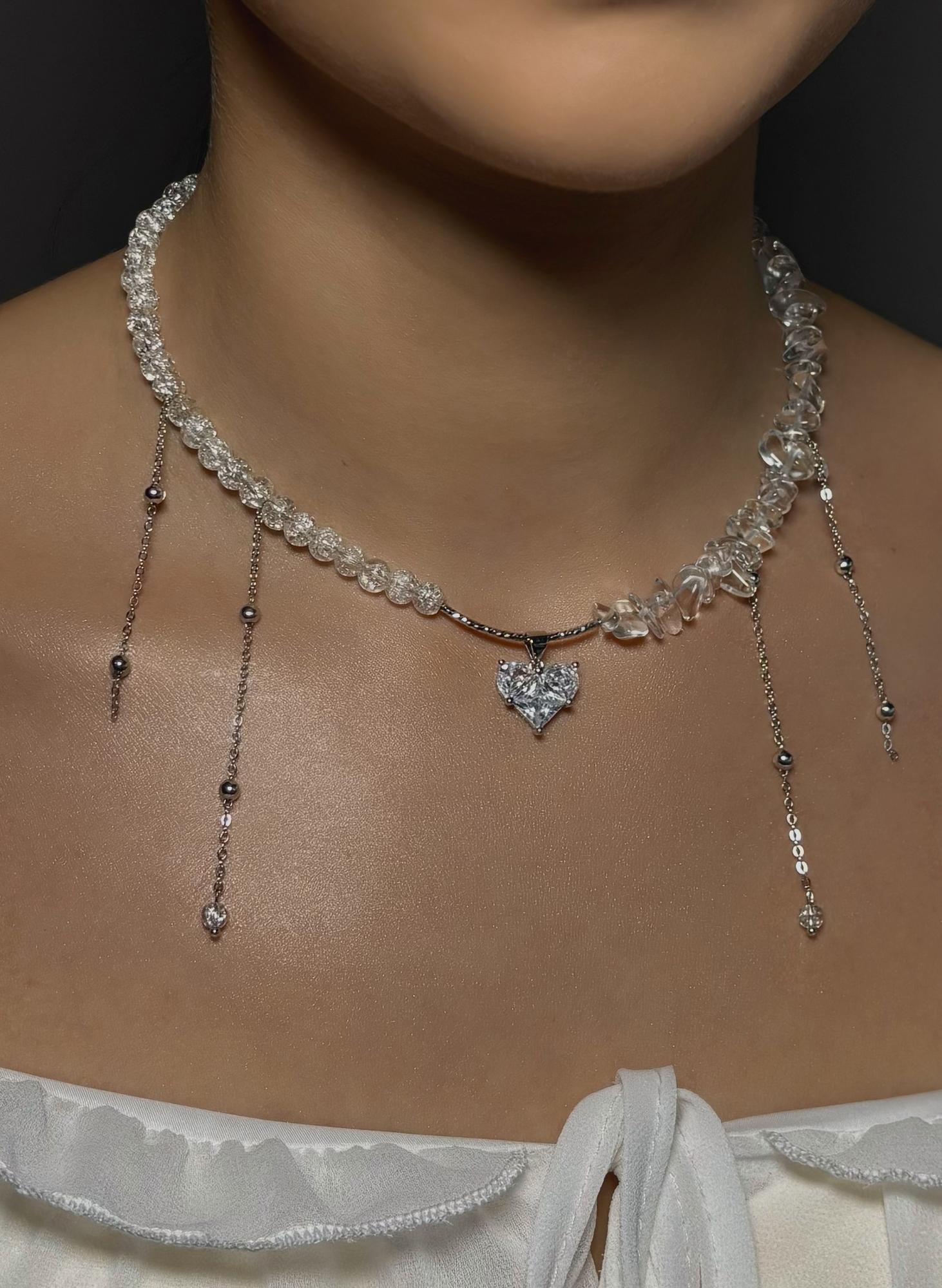 Чокер с цепочками