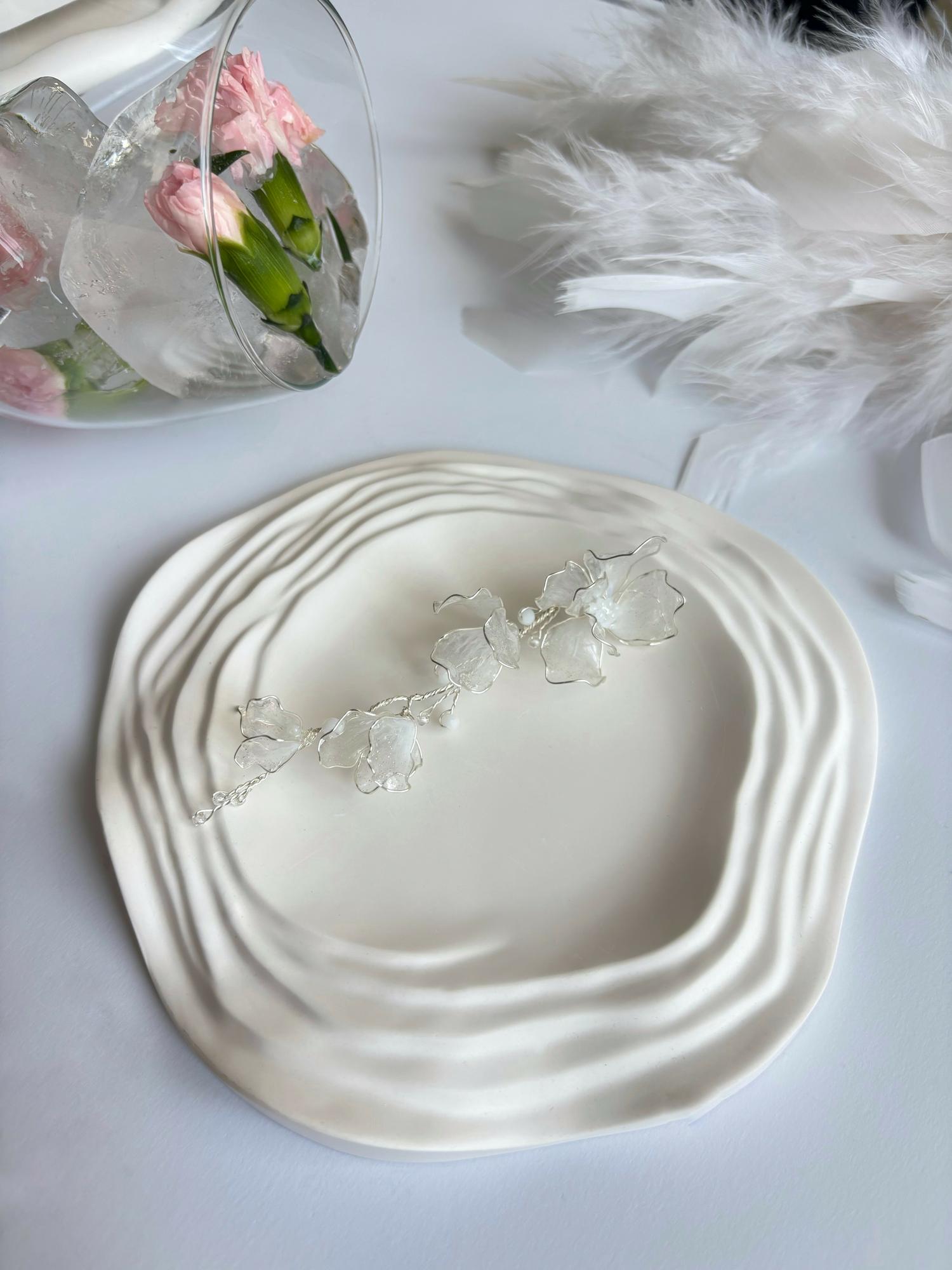 Веточка для волос