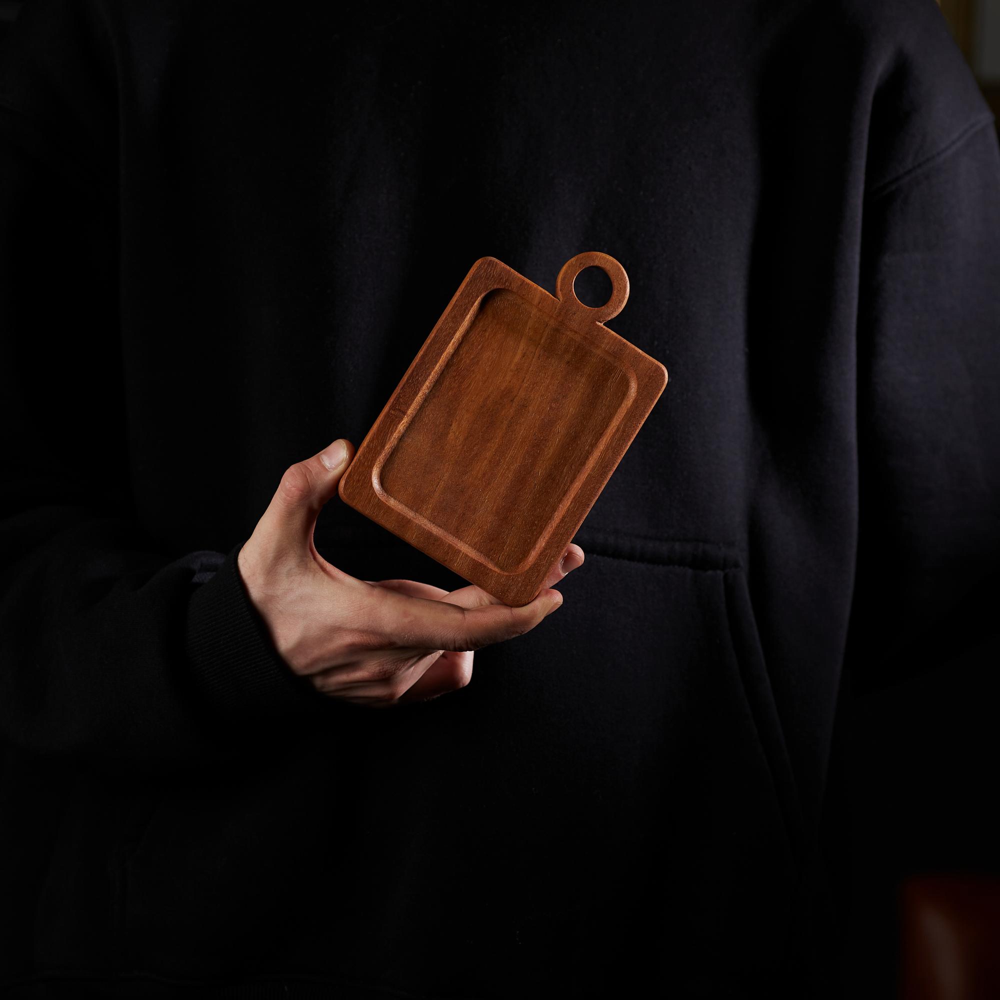 Доска для десертов из кумару