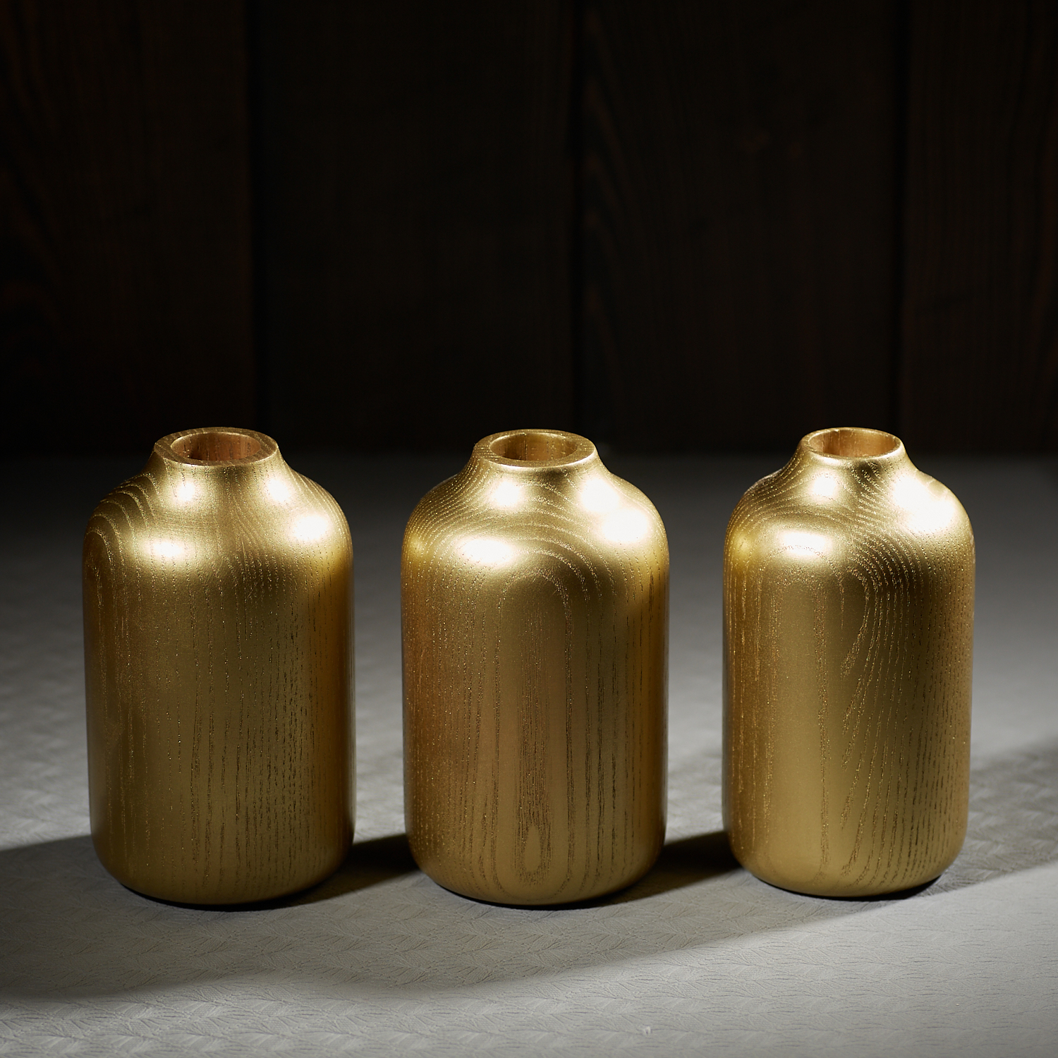 Ваза из ясеня золотая