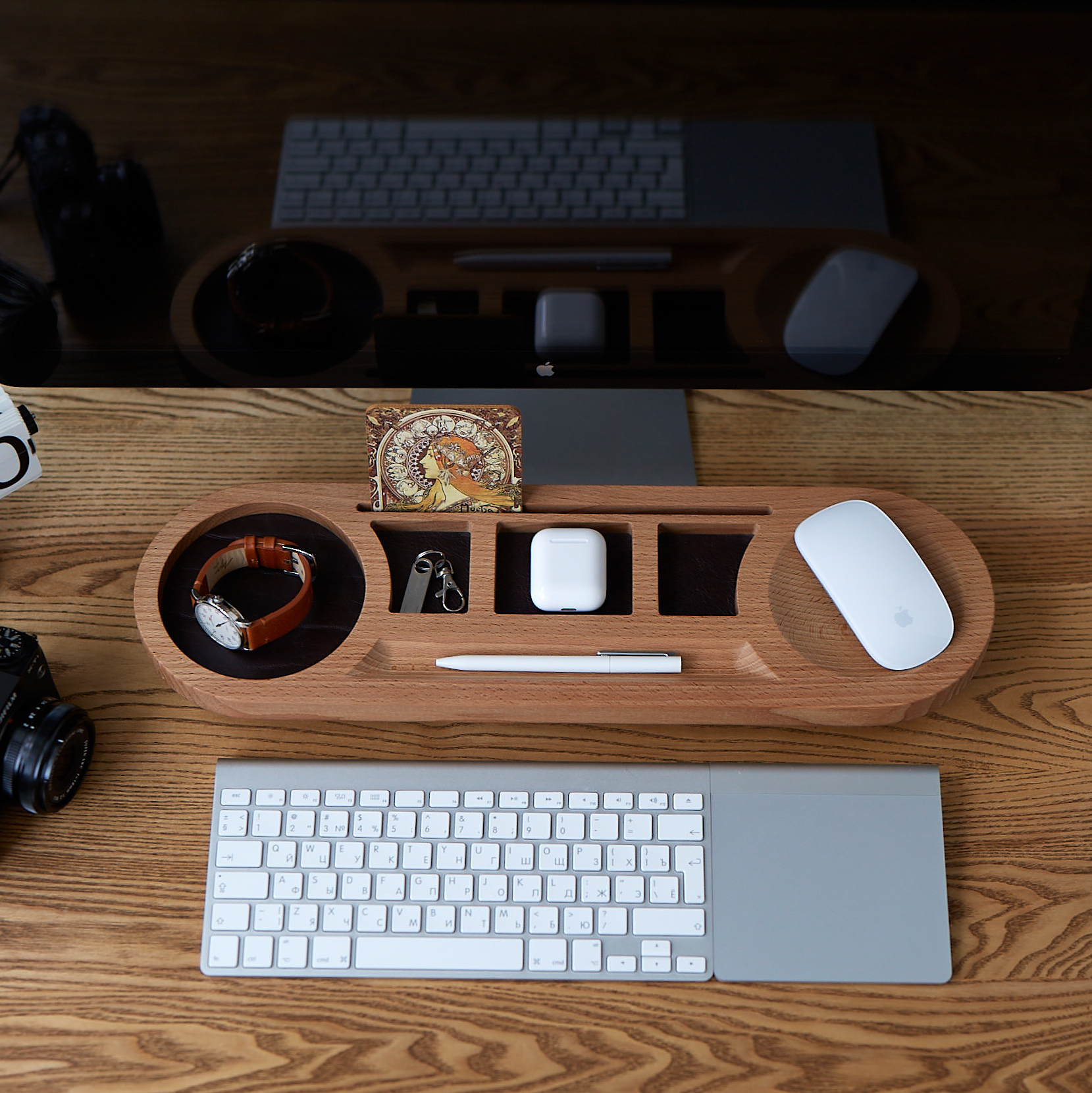 Настольный деревянный органайзер из бука