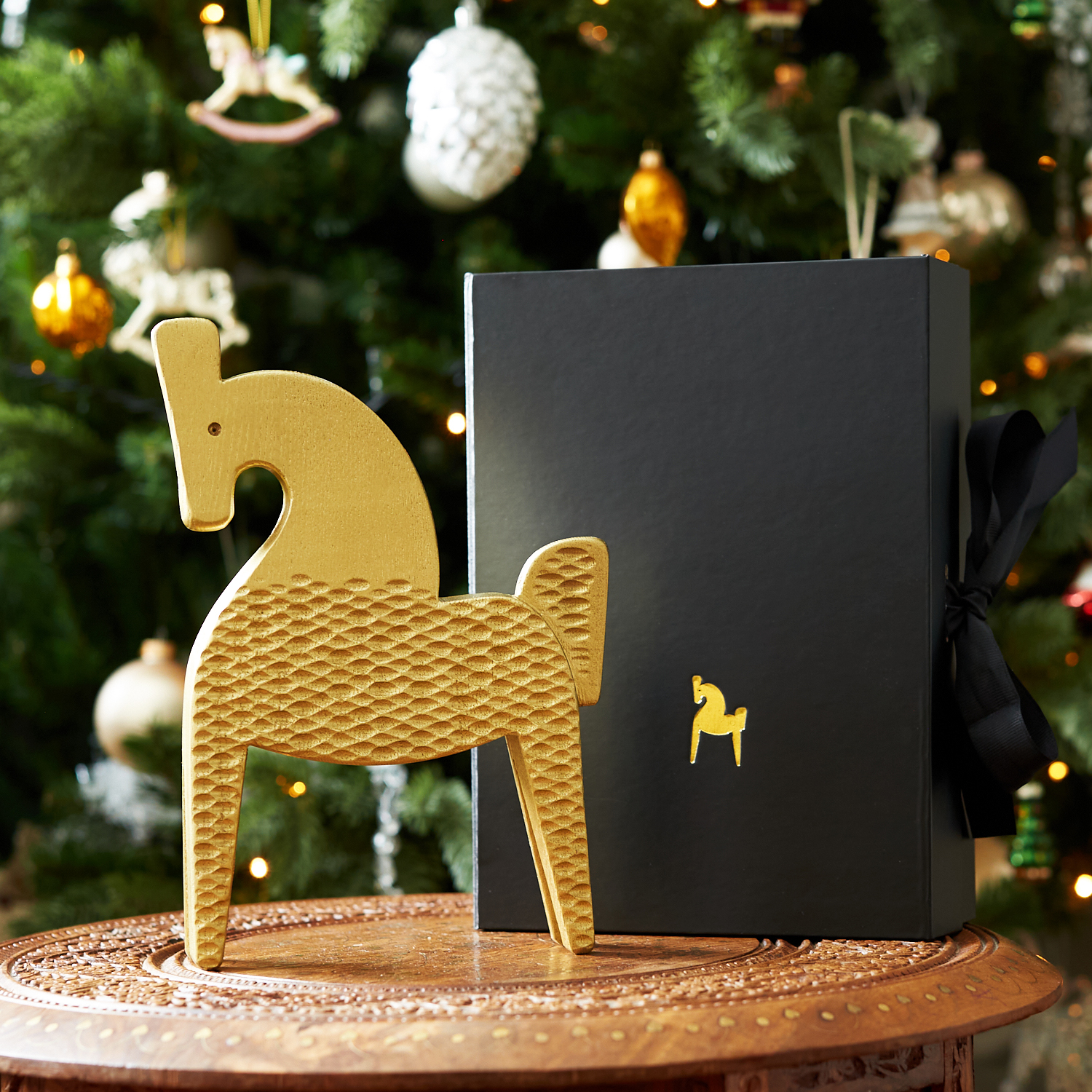 "Коник золотой" из массива ясеня. Домашний декор.