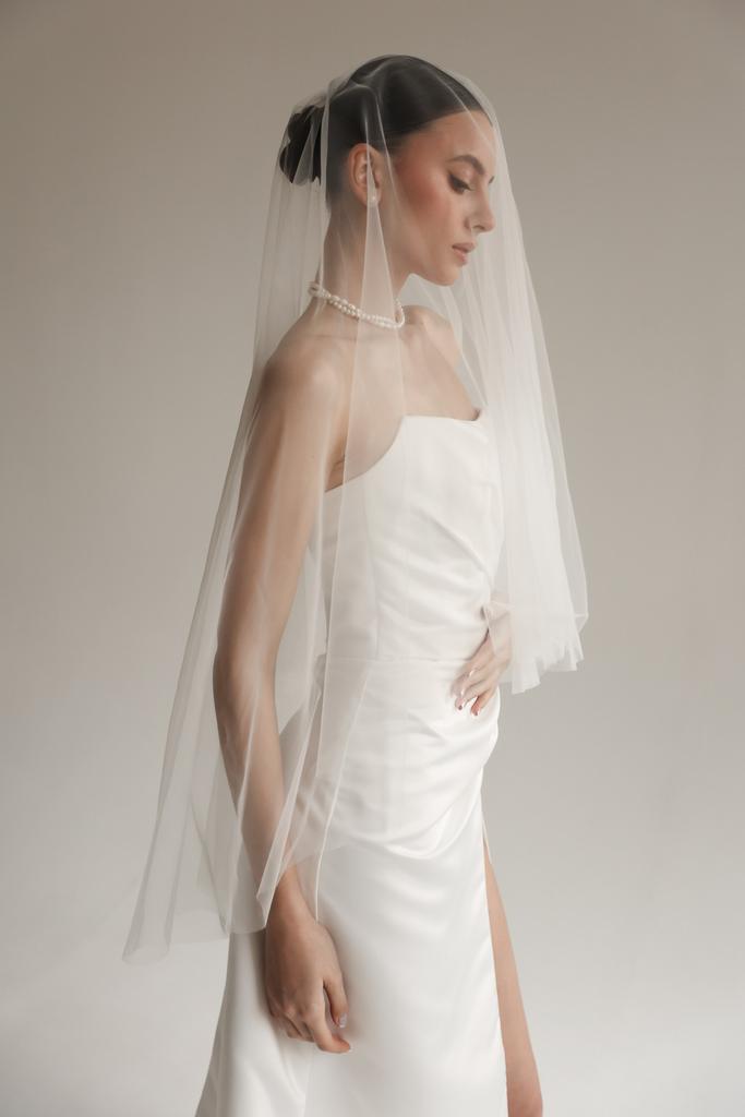 Свадебная фата двухслойная короткая 150*100*80 в СПб
