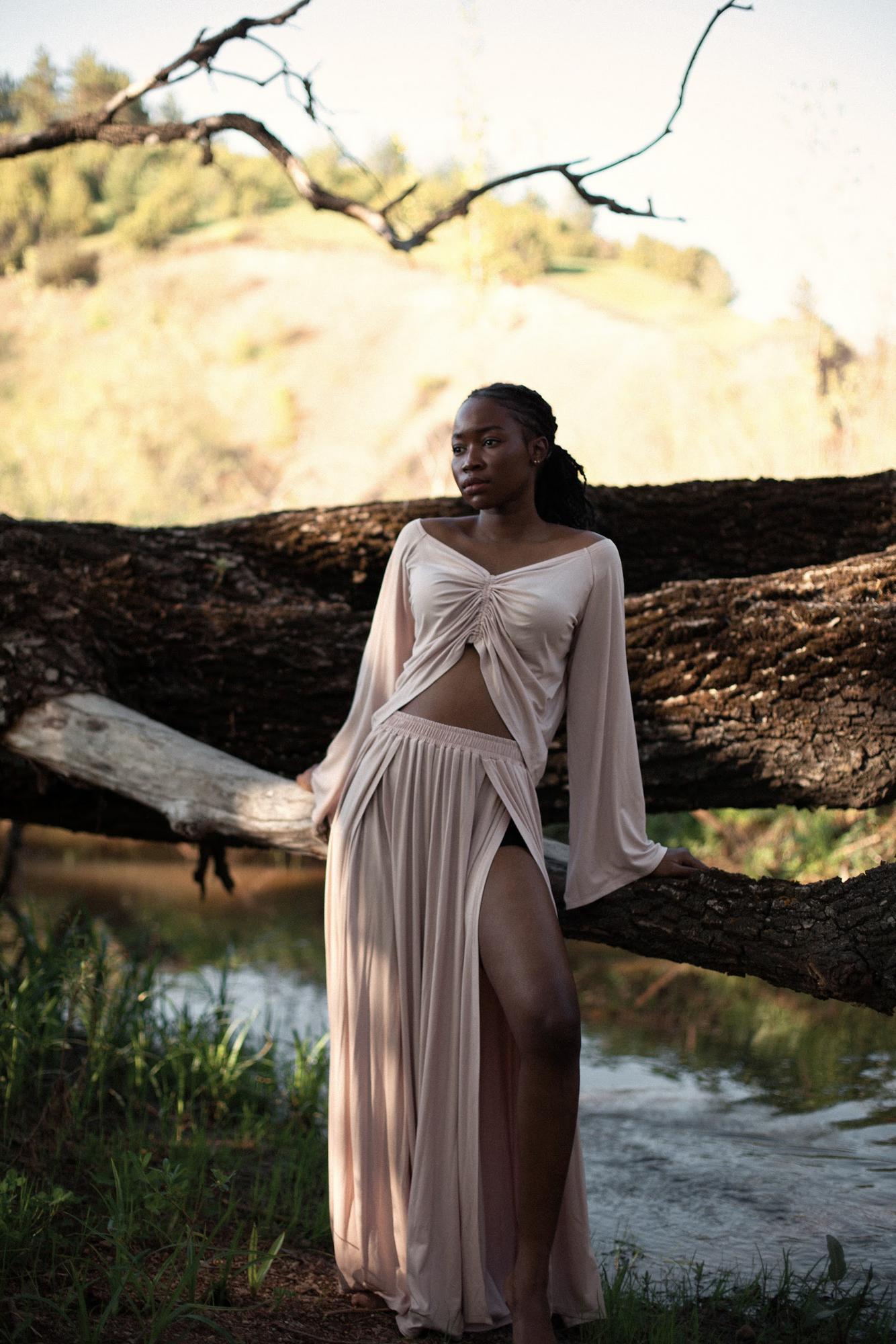 Брюки с разрезами