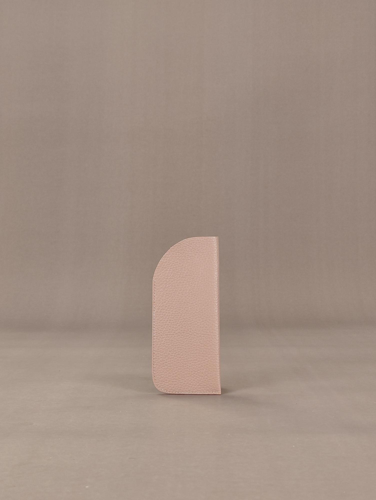 Очечник капучино с розовинкой