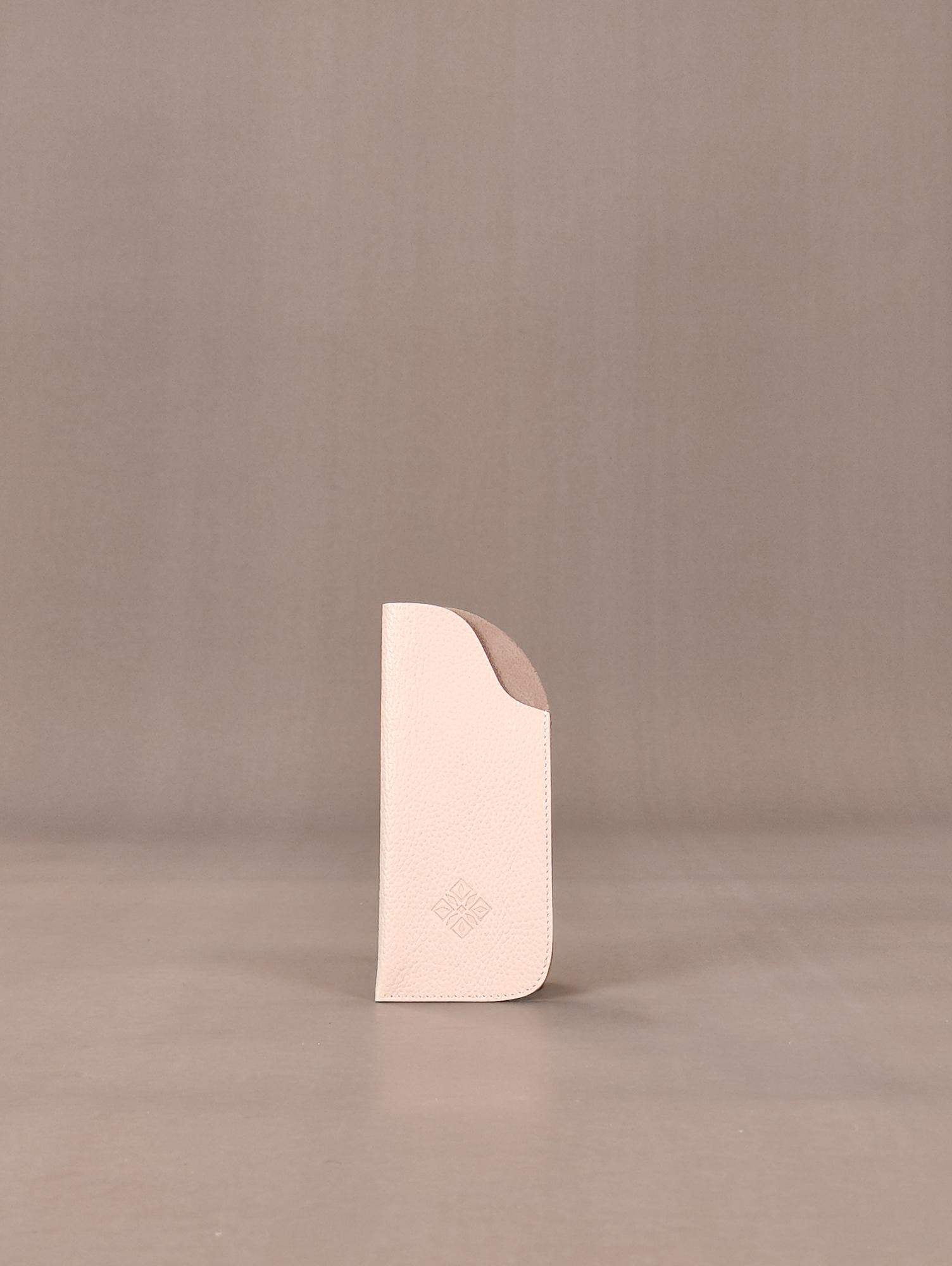 Очечник розовое облако