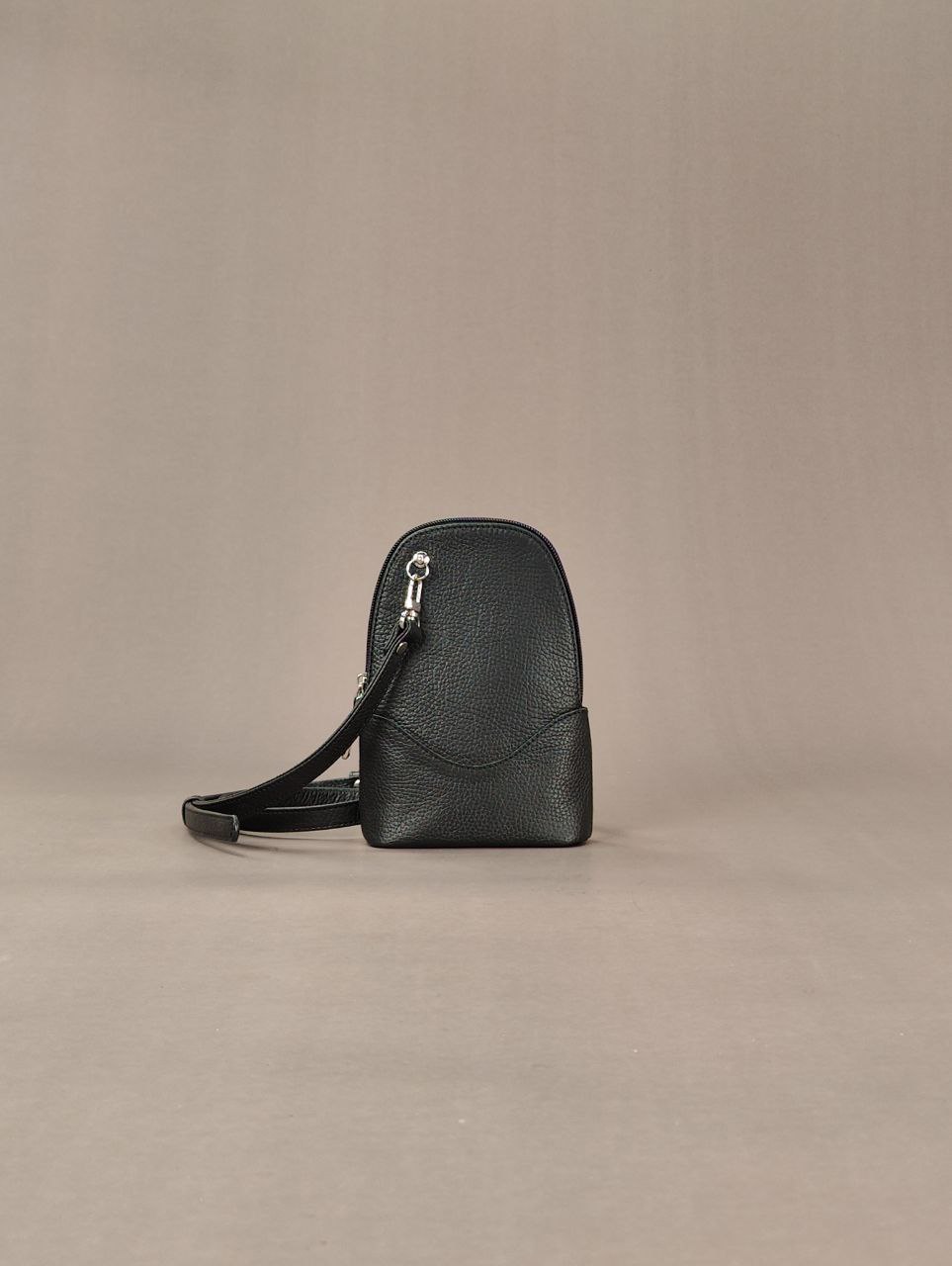 Сумка для телефона "Star" черная