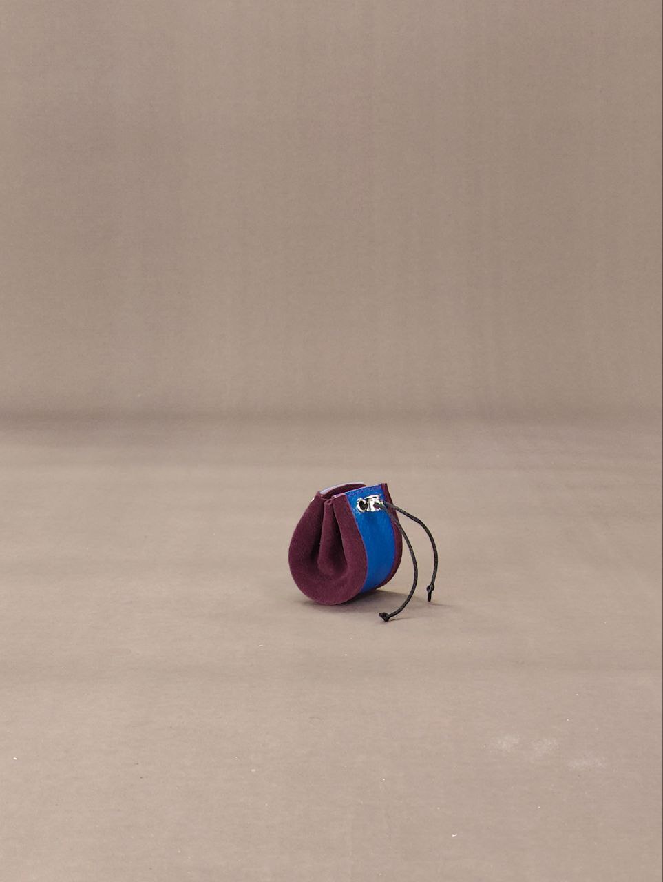 Сумочка для наушников бордо+синий