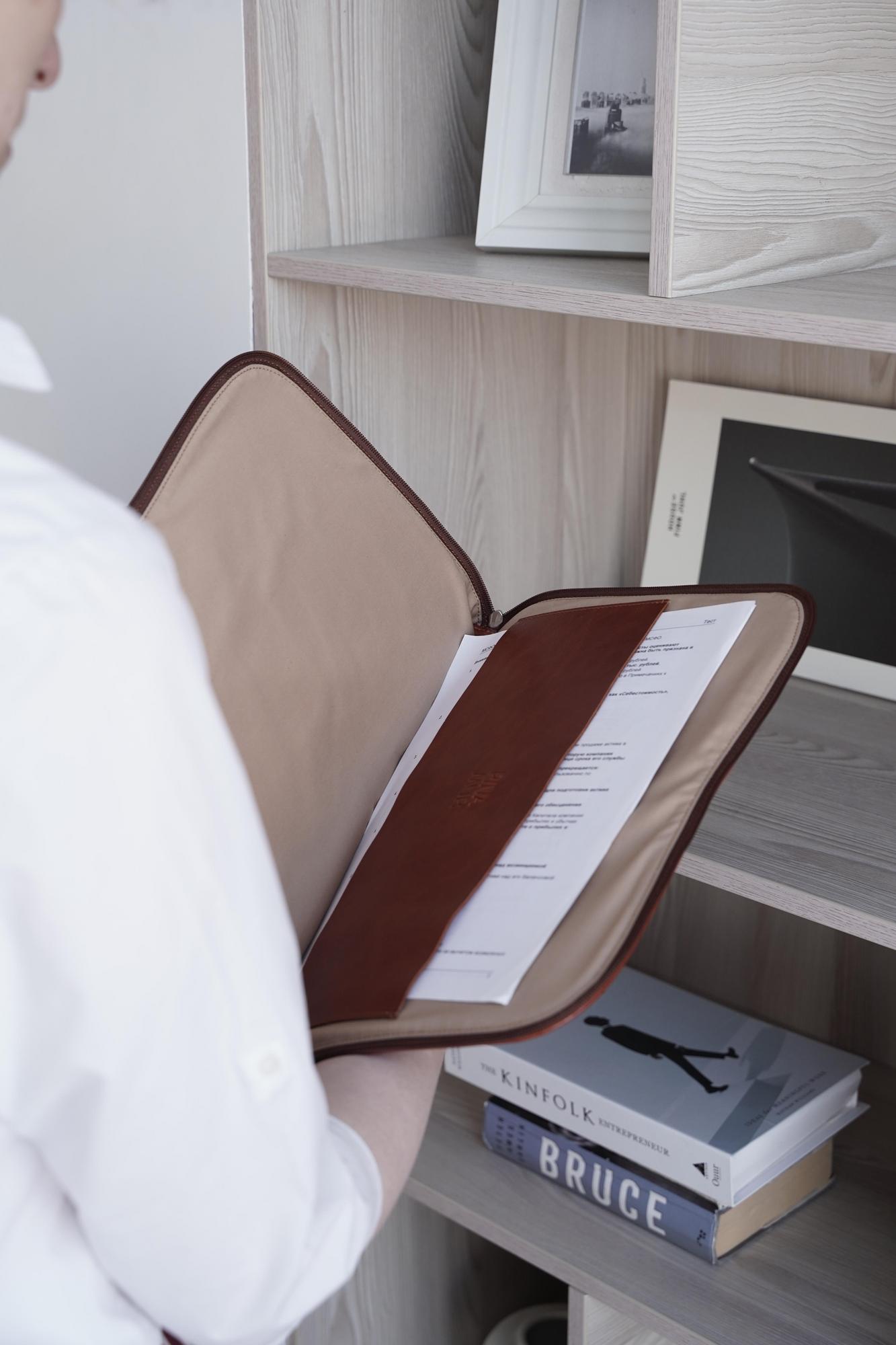 Папка "Волна" женская цвета орех