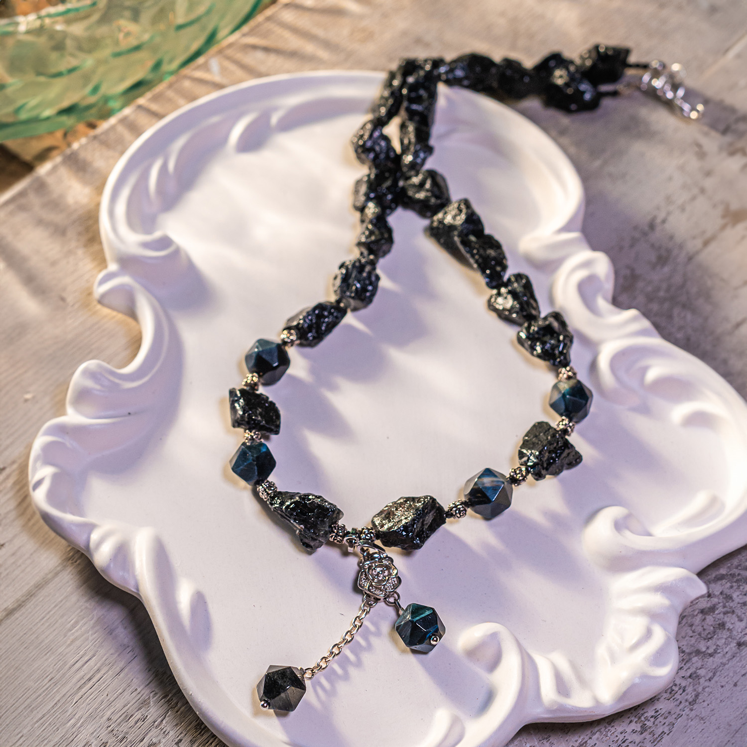 Под защитой сокола