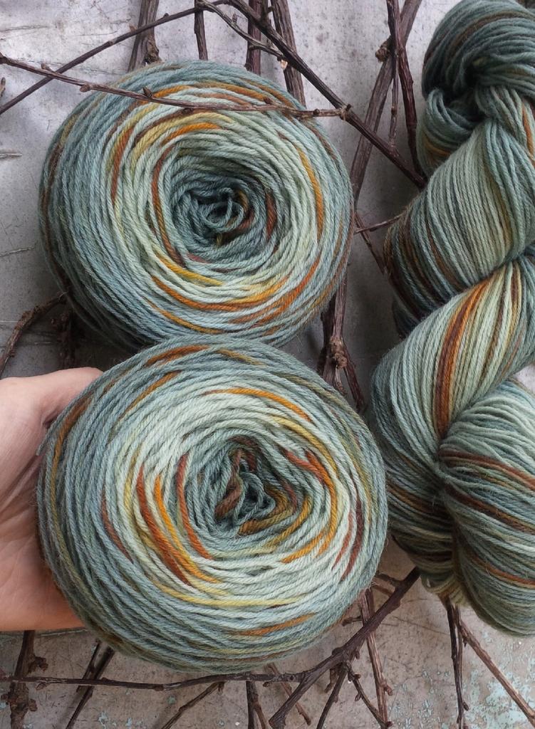 Eco-wool-sock градиент "Лес в дымке с древесными черточками"  430м/100 гр