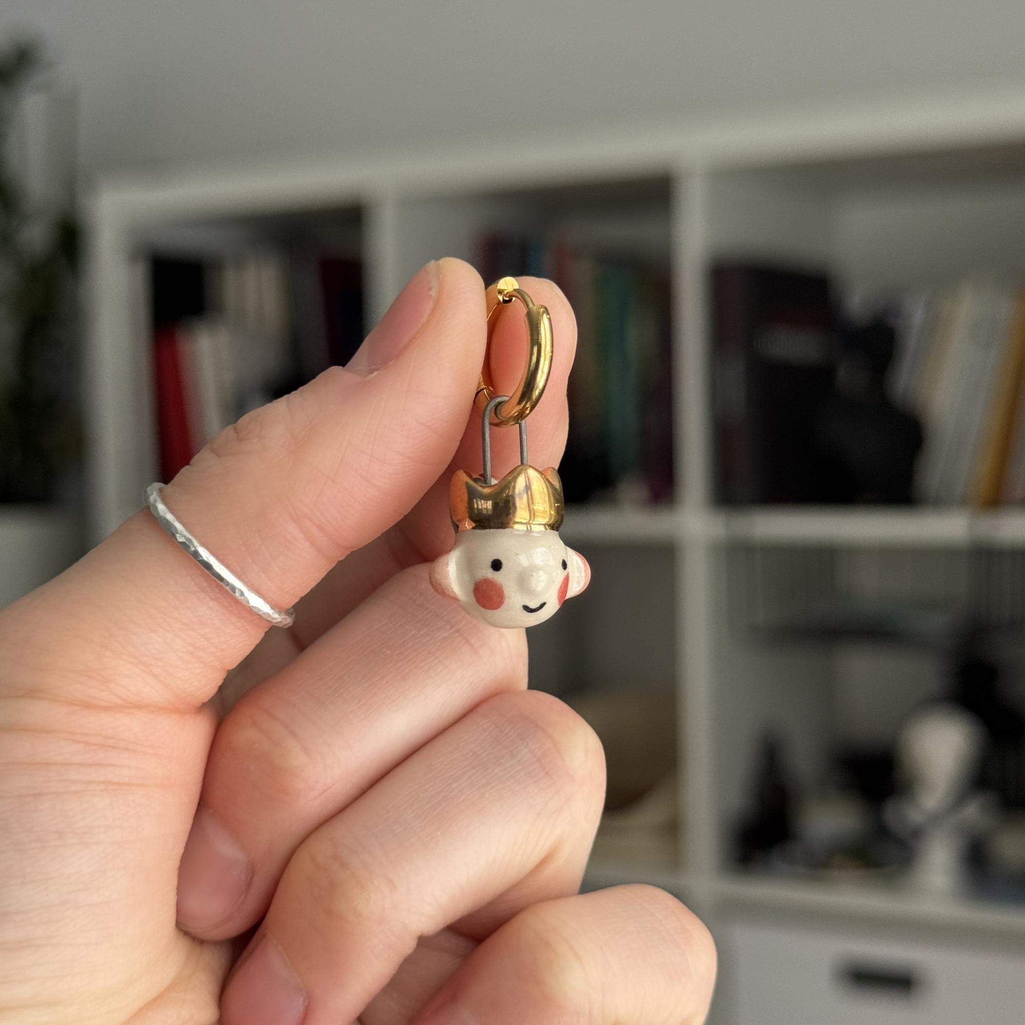 моносерьга король